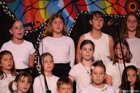 Območna revija otroških in mladinskih pevskih zborov občin Kamnik in Komenda (25)